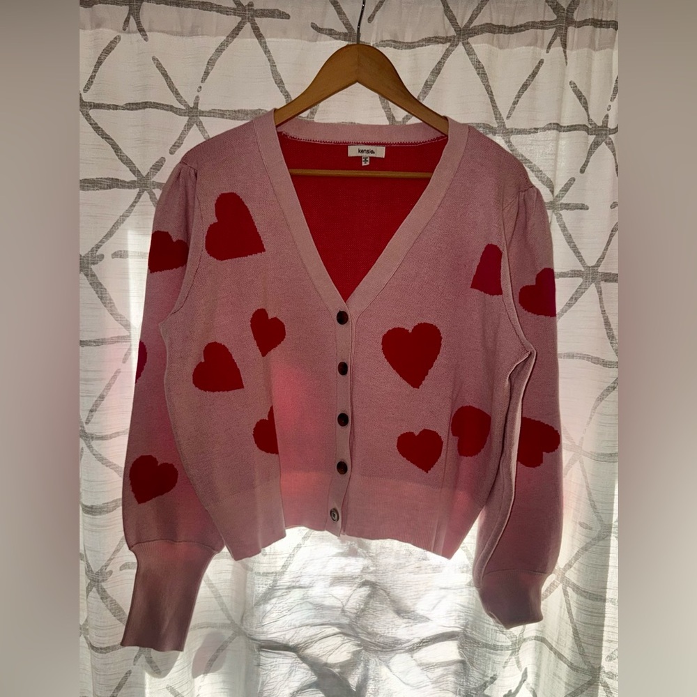 💕 Pink Heart Patterned Women's Button-Up Sweater - size XL - Picture 13 of 16